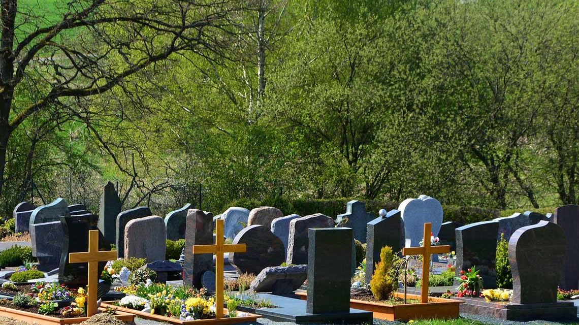 Friedhof – congerdesign auf Pixabay