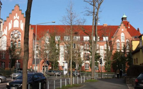 Sammelunterkunft in der Leibnitzschule