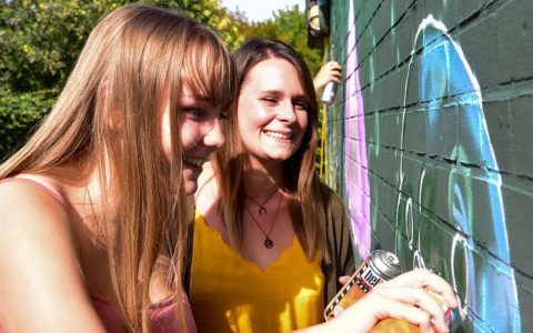 Die Cornflakes-Goup in ihrem Element: Sprayen im Schelmengraben.