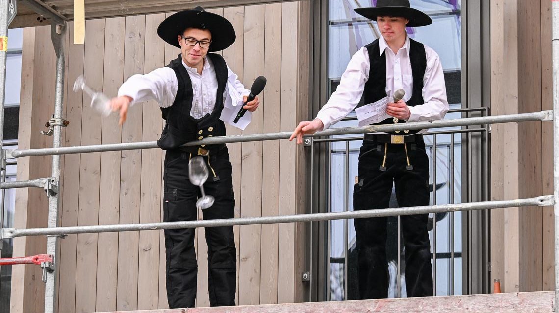 Richtfest: Wohnturm und Kindertagesstätte Kastel-Housing