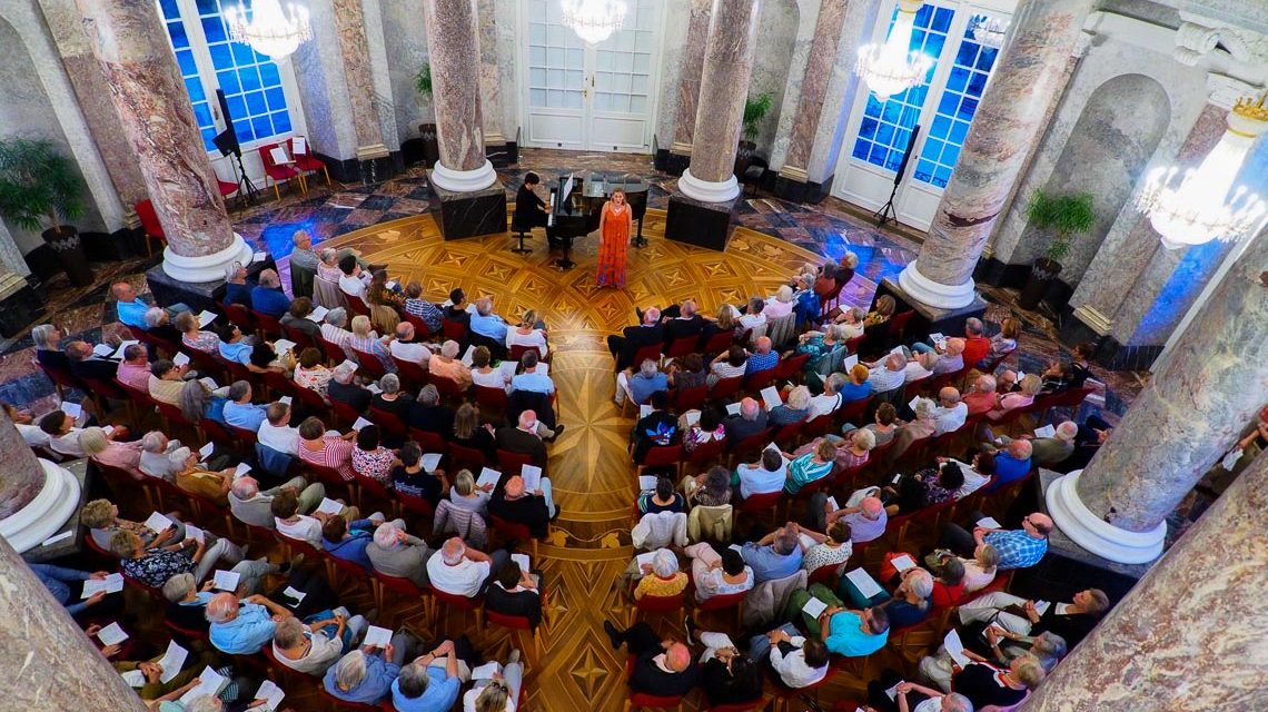 Rotundenkonzert: Konzert Wiesbadener Musikakademie im Schloss Biebrich
