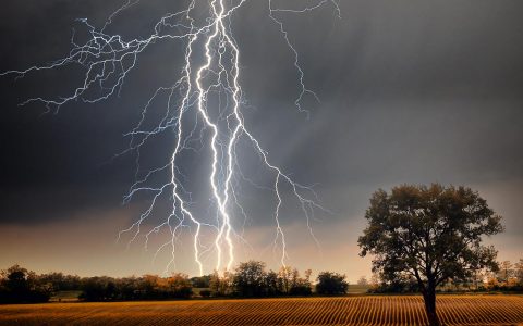 Unwetterwarnung: Wetter, Starkregen und Hagel folgen auf Hitze