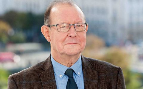 Porträt des Französischen Philosophen und Germanisten Gérard Raulet