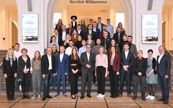 Deutsche Meisterschaft im Handwerk: Die Landessiegerinnen und Landessieger der Deutschen Meisterschaft im Handwerk (DMH) – German Craft Skills wurden in Kassel im Kongress Palais ausgezeichnet. Foto: Harry Soremski