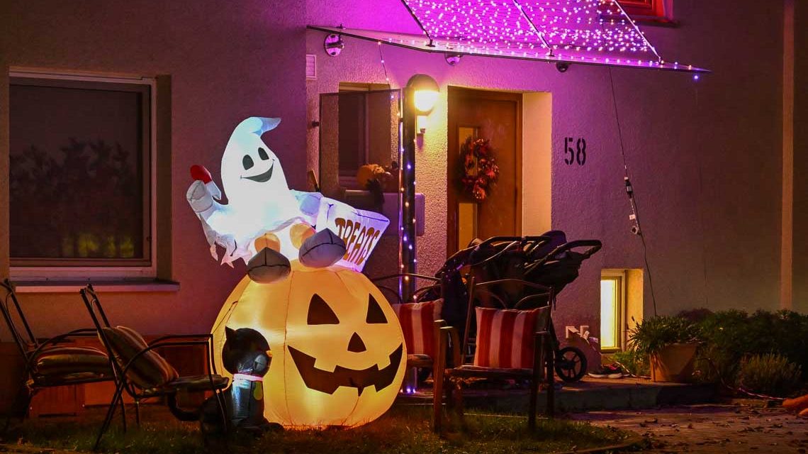Halloween, es ist angerichtet. Die Gäste können kommen.