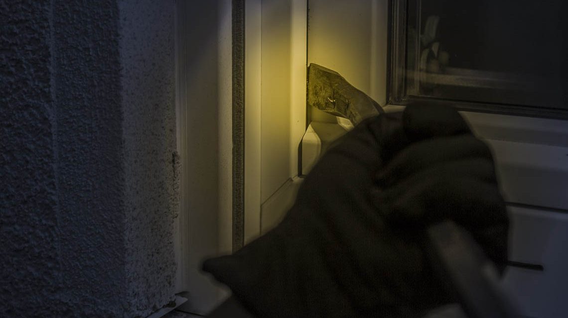 Einbruchsprävention, Schutz vor Einbruch in der Dunkelheit