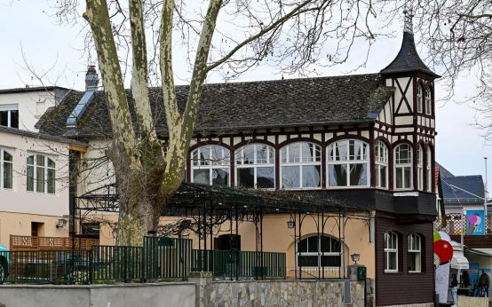 Rheinhalle in Schierstein: Das Leben soll hier wieder oulsieren.