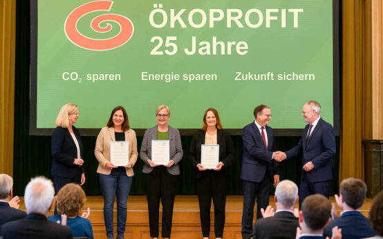 Ökoprofit, Wiesbaden begrüßt neue Mitglieder im Klub und feiert seine Erfolge.