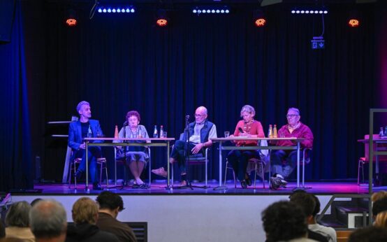 Zeitzeugengespräche an der Obermayr Europa-Schule Campus Erbenheim.